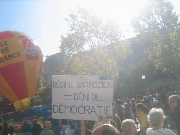 manif121010c.jpg