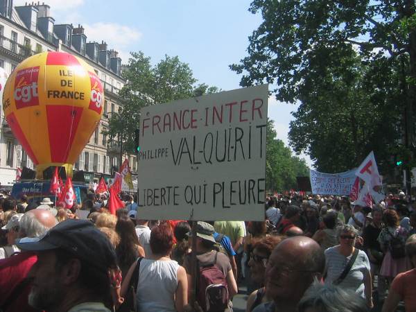 manif240610_2.JPG